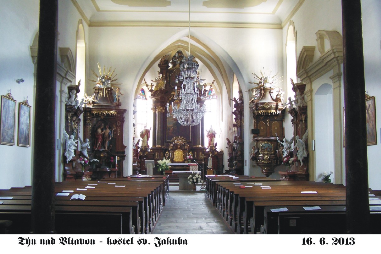 interiér kostela