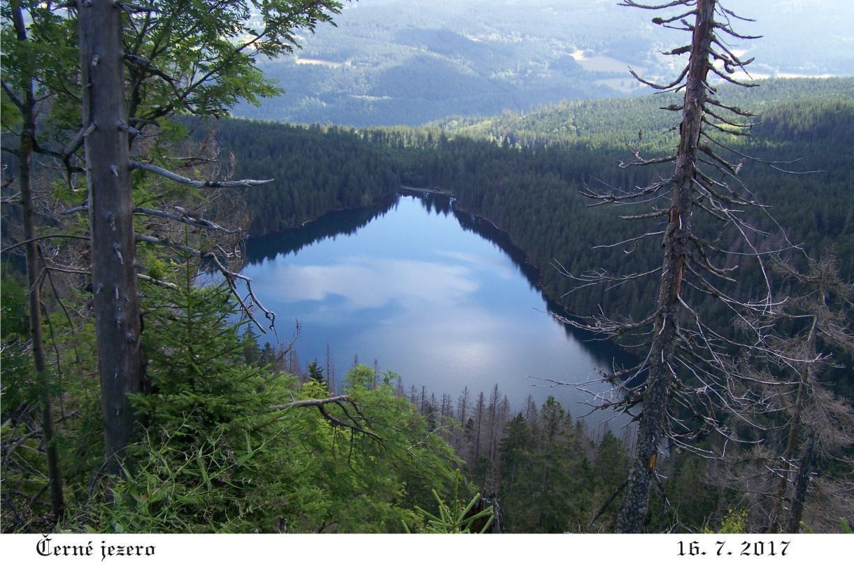 Pohled na Černé jezero